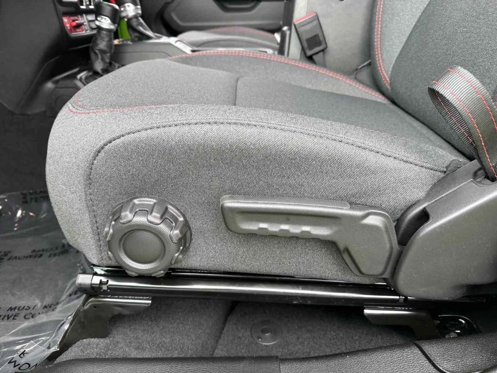 new 2025 Jeep Wrangler car, priced at $57,685