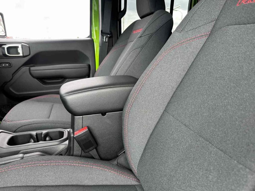 new 2025 Jeep Wrangler car, priced at $61,600