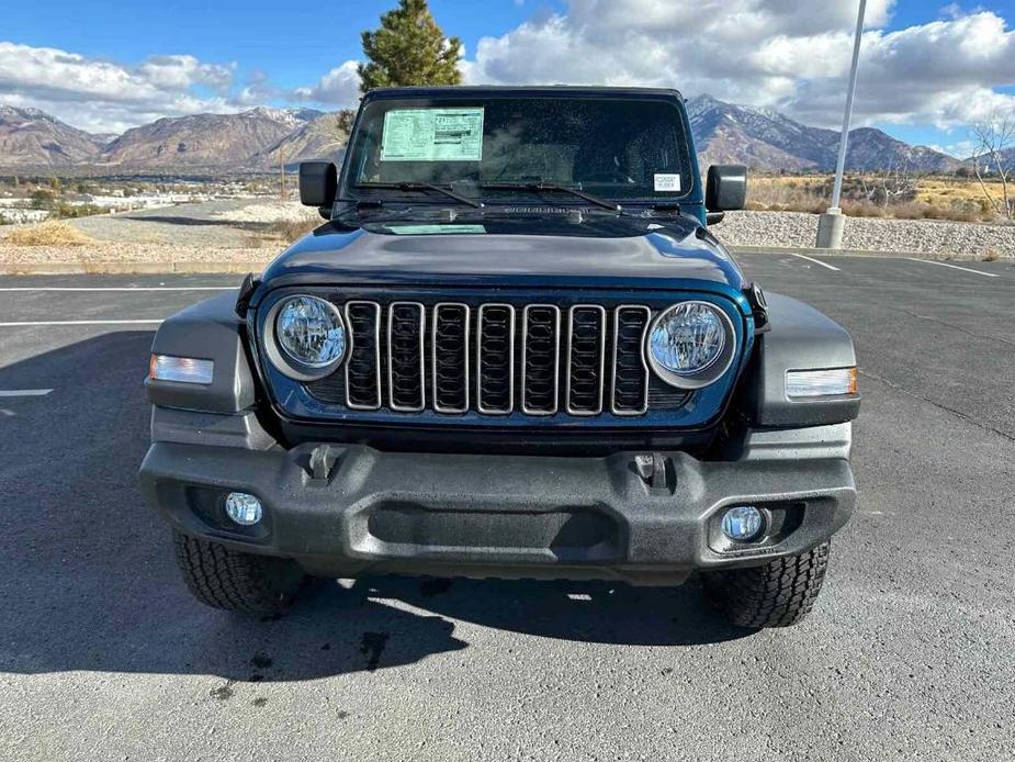 new 2025 Jeep Wrangler car, priced at $47,064