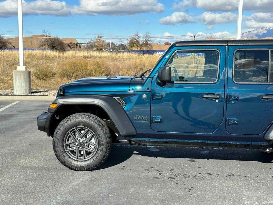 new 2025 Jeep Wrangler car, priced at $47,064