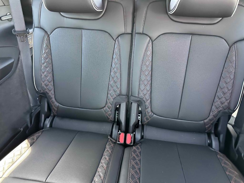 new 2025 Jeep Grand Cherokee L car, priced at $63,601