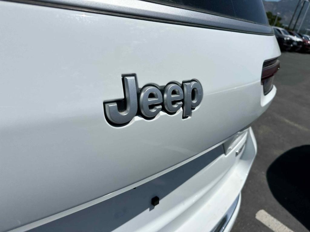 new 2025 Jeep Grand Cherokee L car, priced at $63,601