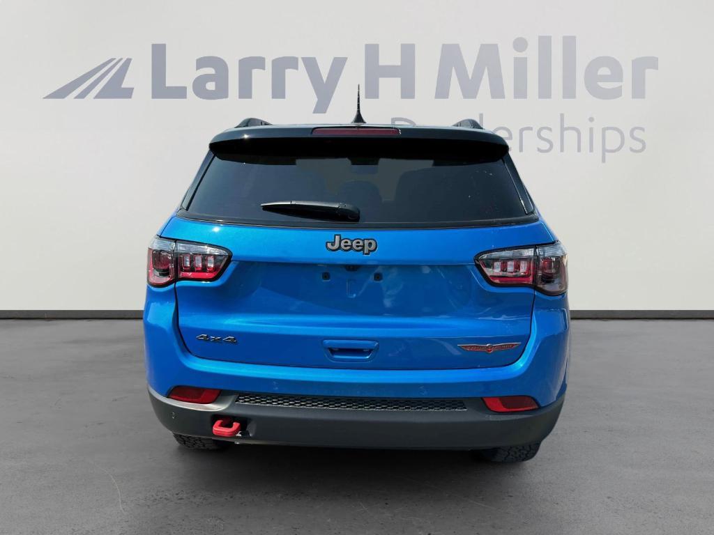 new 2025 Jeep Compass car, priced at $32,735