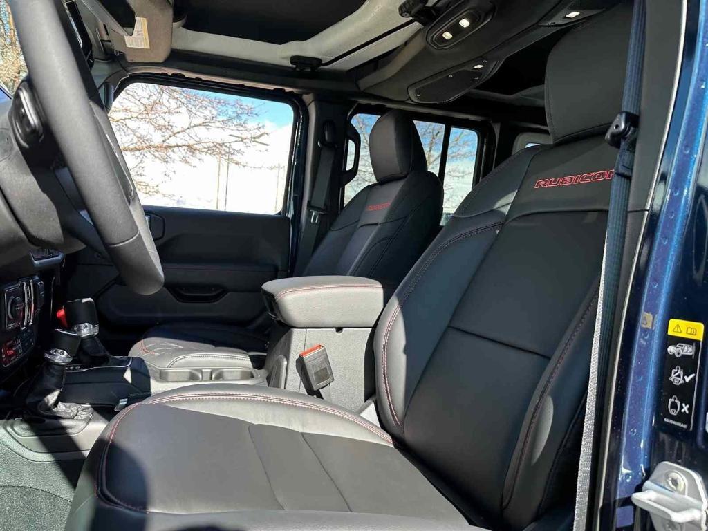 new 2025 Jeep Wrangler car, priced at $69,409