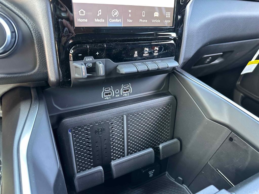 new 2025 Ram 1500 car, priced at $54,008
