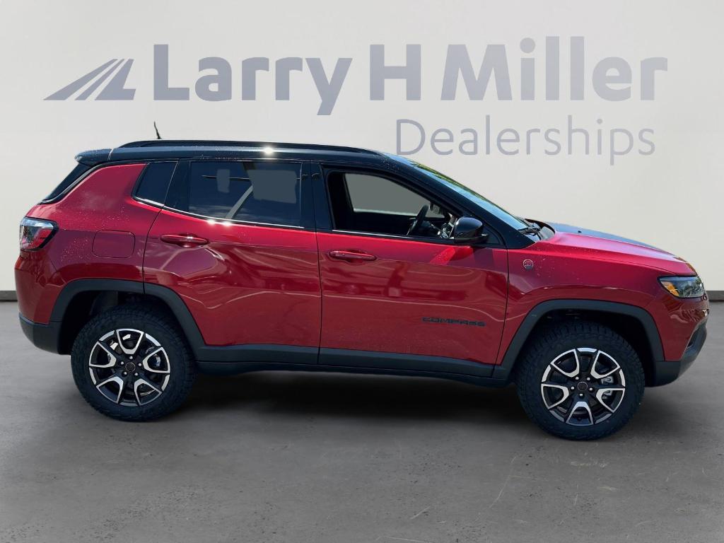 new 2025 Jeep Compass car, priced at $32,197
