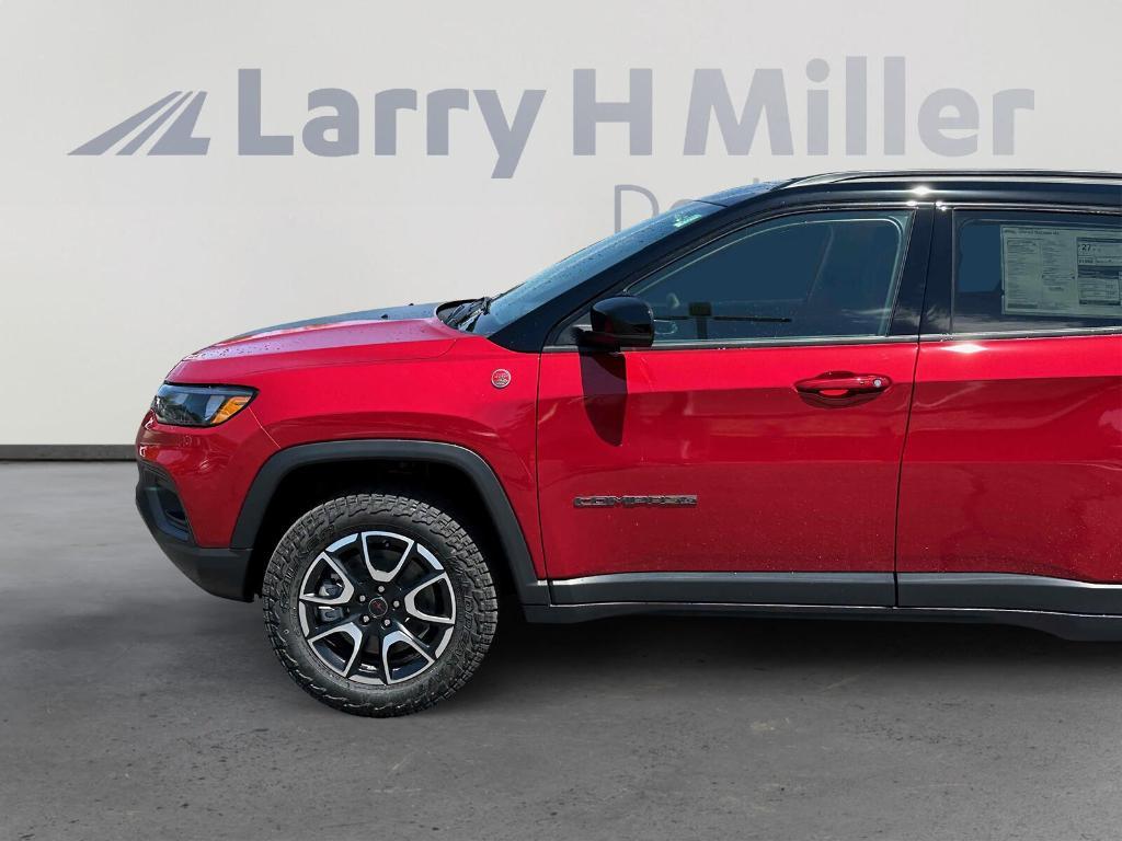 new 2025 Jeep Compass car, priced at $32,197