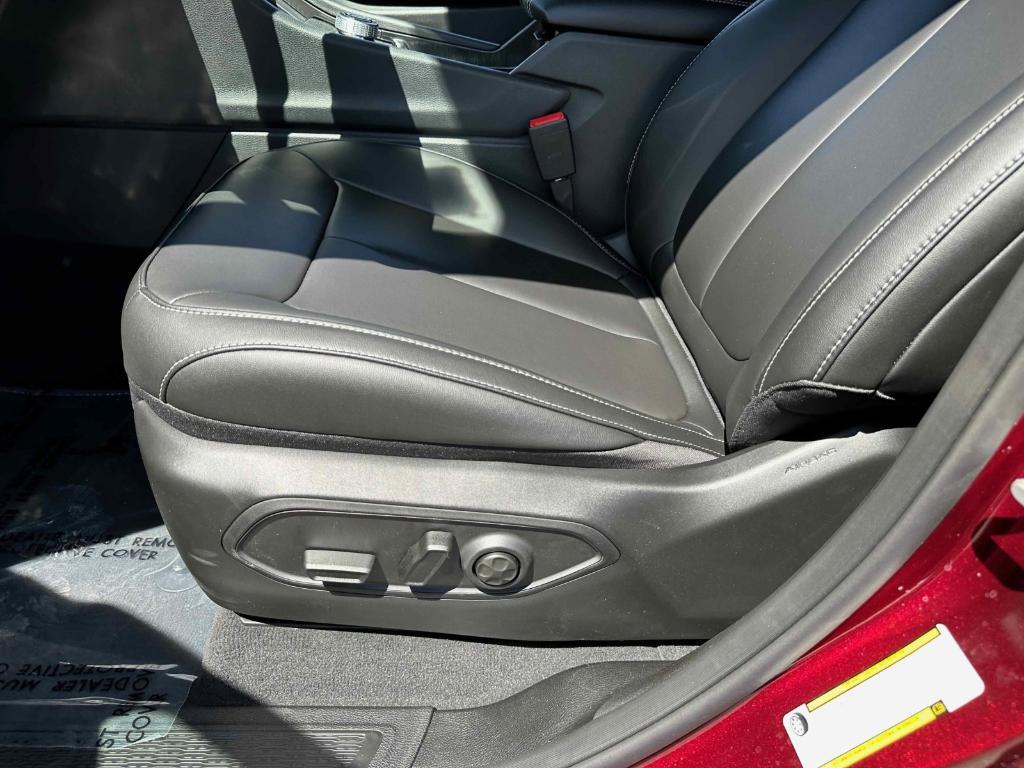 new 2025 Jeep Grand Cherokee car, priced at $45,397