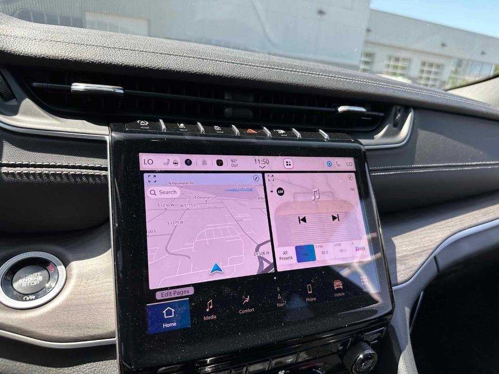 new 2025 Jeep Grand Cherokee car, priced at $45,397