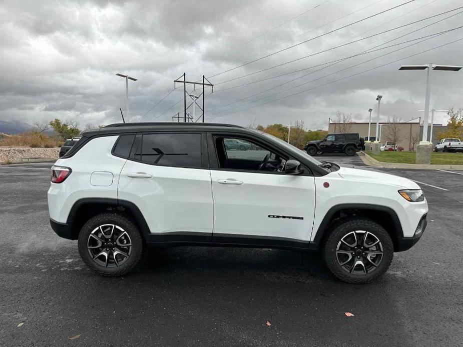 new 2025 Jeep Compass car, priced at $32,248