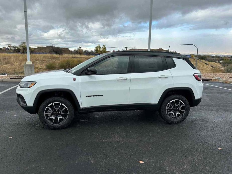 new 2025 Jeep Compass car, priced at $32,248