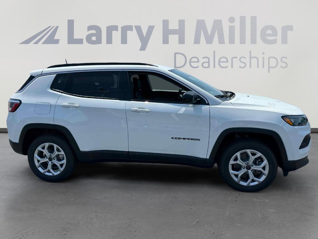 new 2025 Jeep Compass car, priced at $27,718