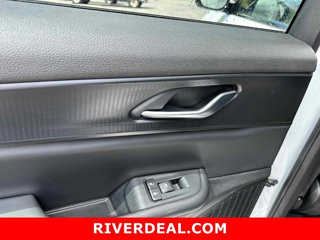 used 2023 Jeep Grand Cherokee L car, priced at $35,342