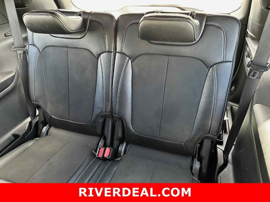 used 2023 Jeep Grand Cherokee L car, priced at $35,342