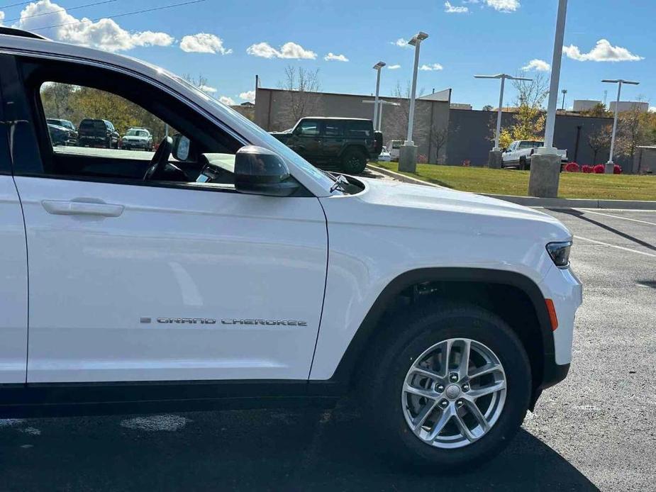 new 2025 Jeep Grand Cherokee car, priced at $39,335