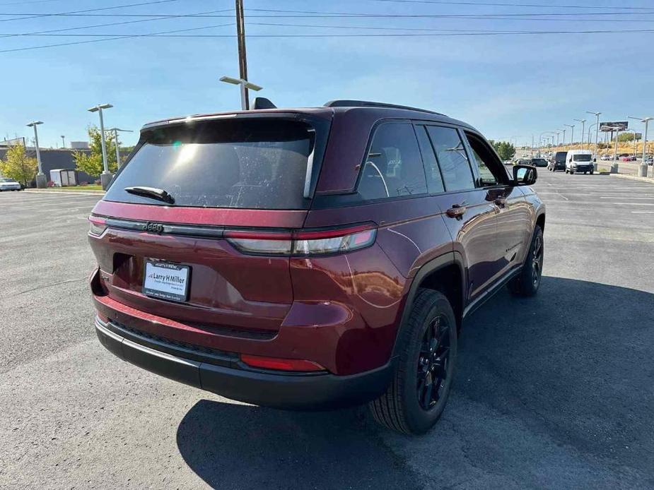 new 2025 Jeep Grand Cherokee car, priced at $43,789