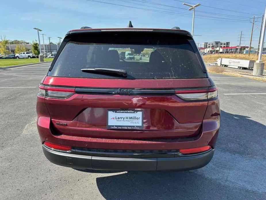 new 2025 Jeep Grand Cherokee car, priced at $43,789