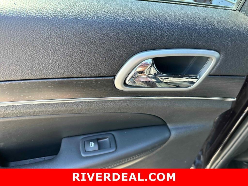 used 2018 Jeep Grand Cherokee car, priced at $18,514