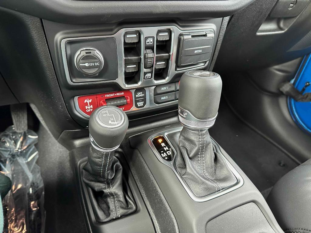 new 2025 Jeep Wrangler car, priced at $62,727