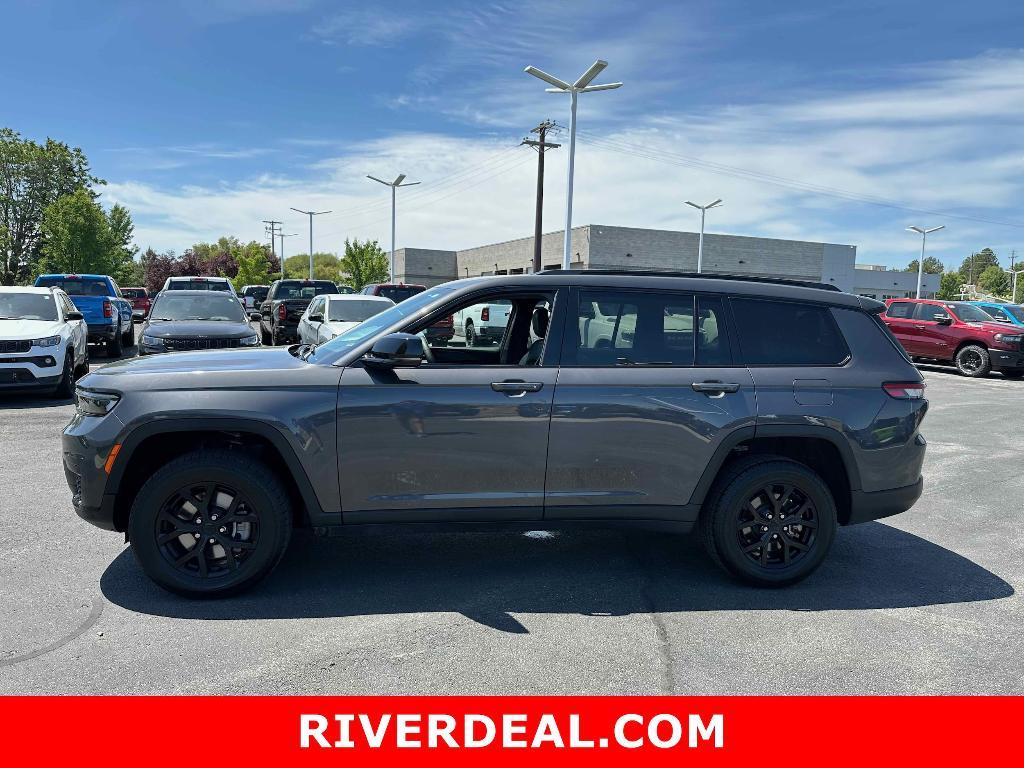 used 2024 Jeep Grand Cherokee L car, priced at $33,500
