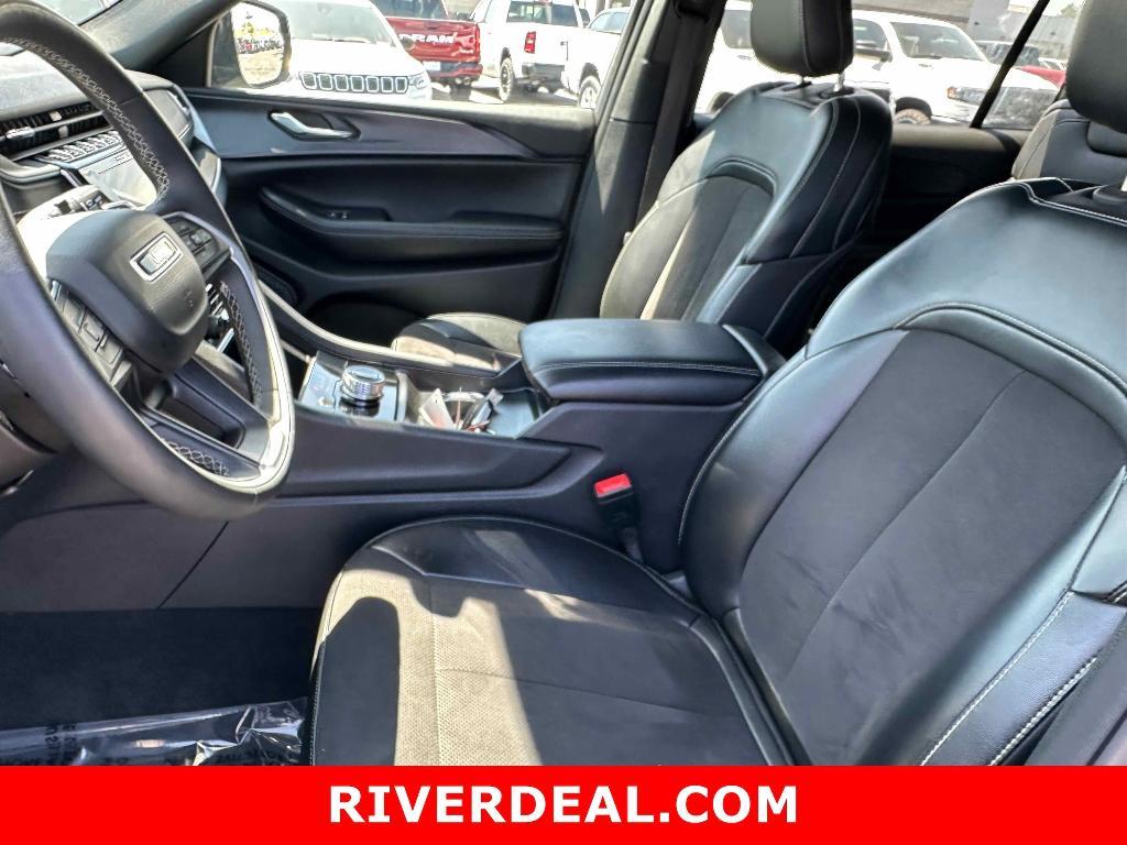 used 2024 Jeep Grand Cherokee L car, priced at $33,500