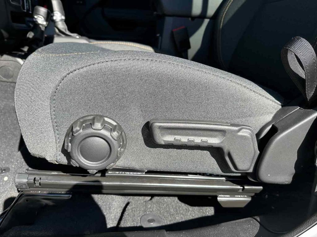 new 2025 Jeep Gladiator car, priced at $42,087