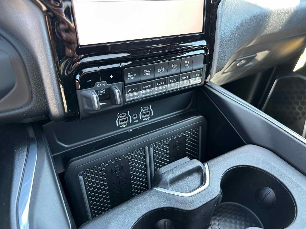 new 2025 Ram 2500 car, priced at $86,890