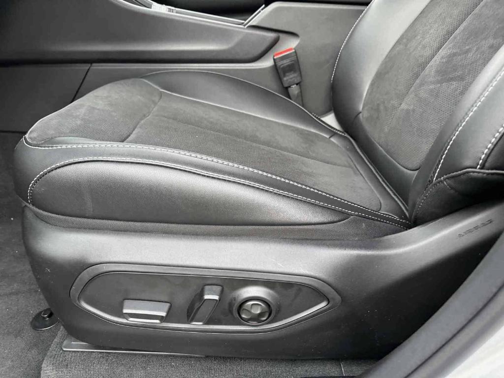 new 2025 Jeep Grand Cherokee car, priced at $42,789