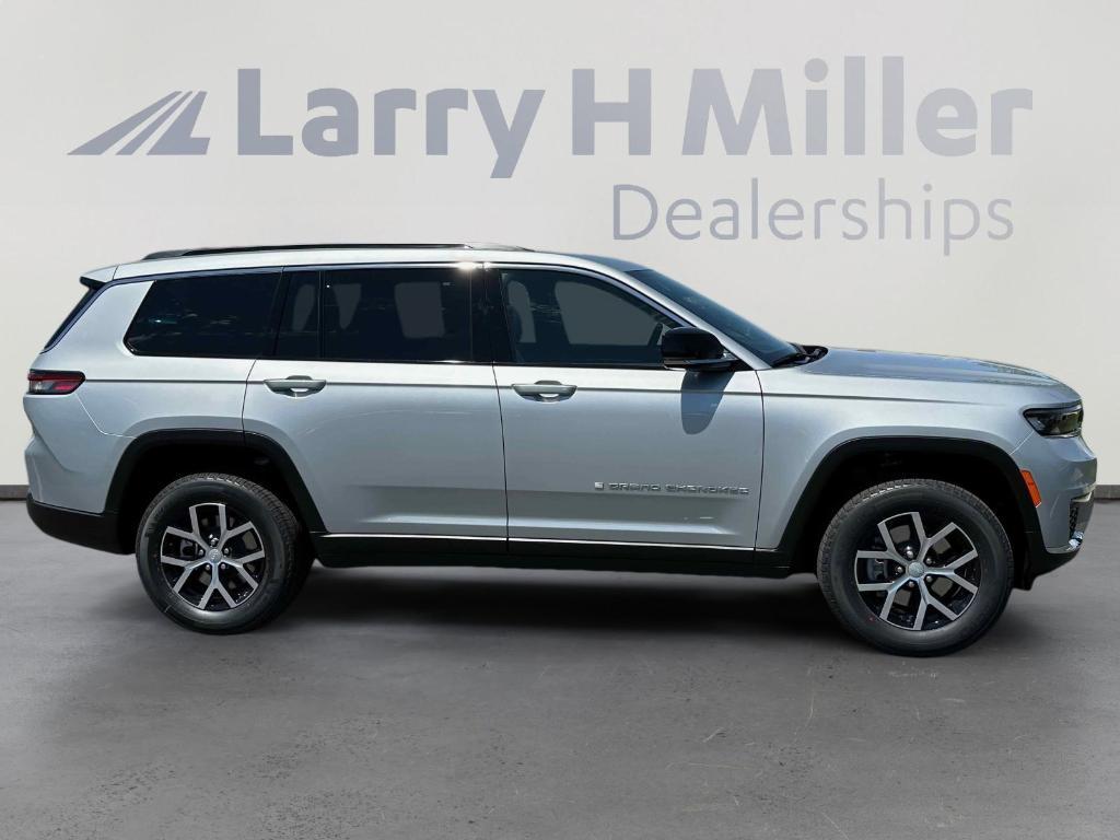 new 2025 Jeep Grand Cherokee L car, priced at $46,667