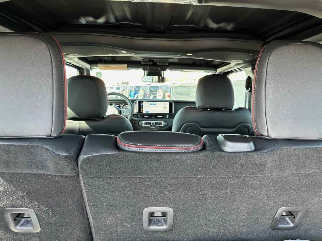 new 2025 Jeep Wrangler car, priced at $90,698