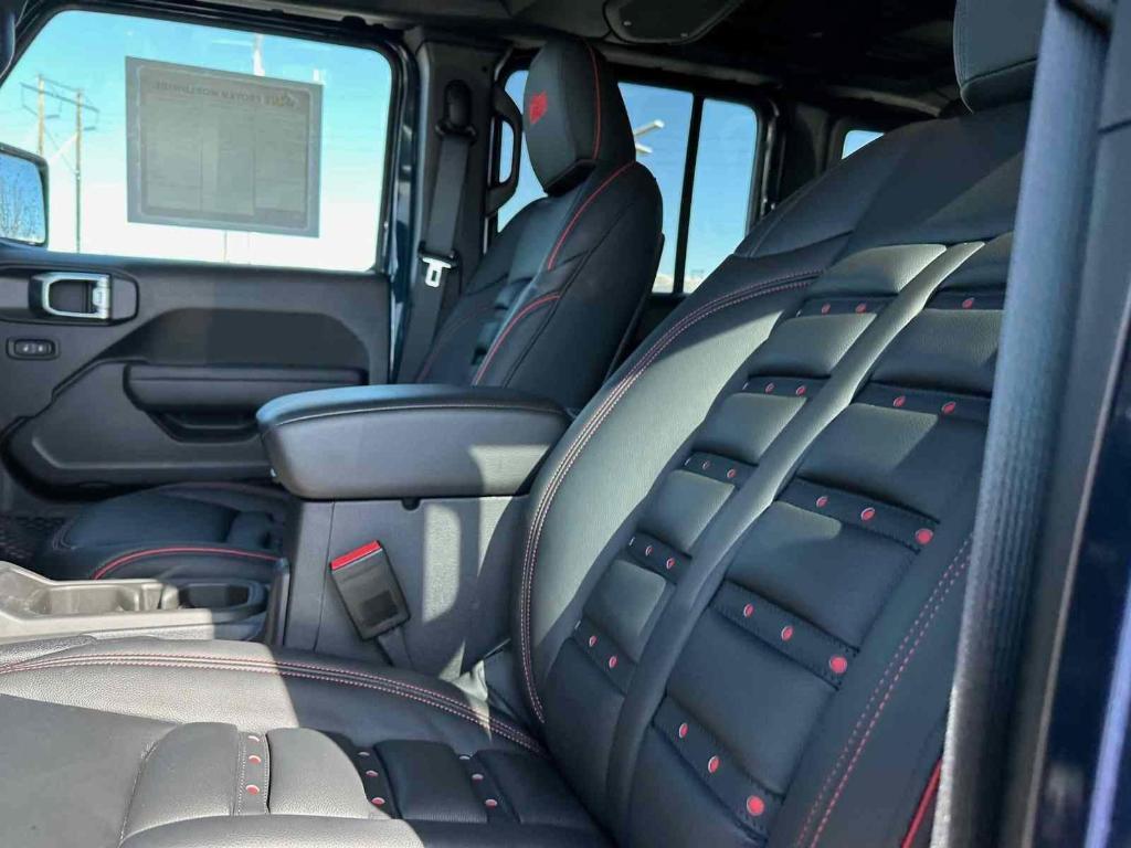 new 2025 Jeep Wrangler car, priced at $88,198