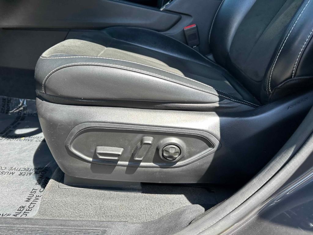 used 2021 Jeep Grand Cherokee L car, priced at $28,846