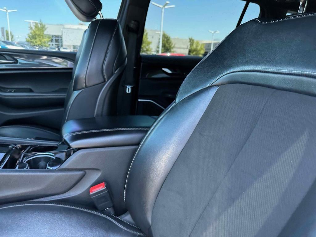 used 2021 Jeep Grand Cherokee L car, priced at $28,846