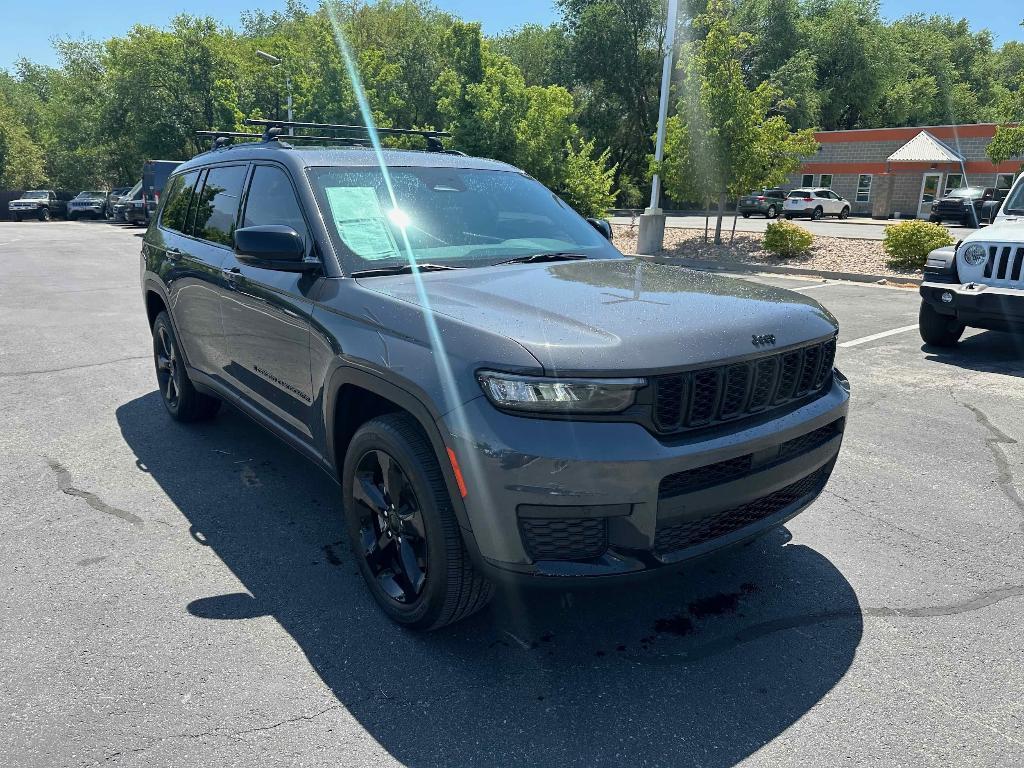 used 2021 Jeep Grand Cherokee L car, priced at $28,846