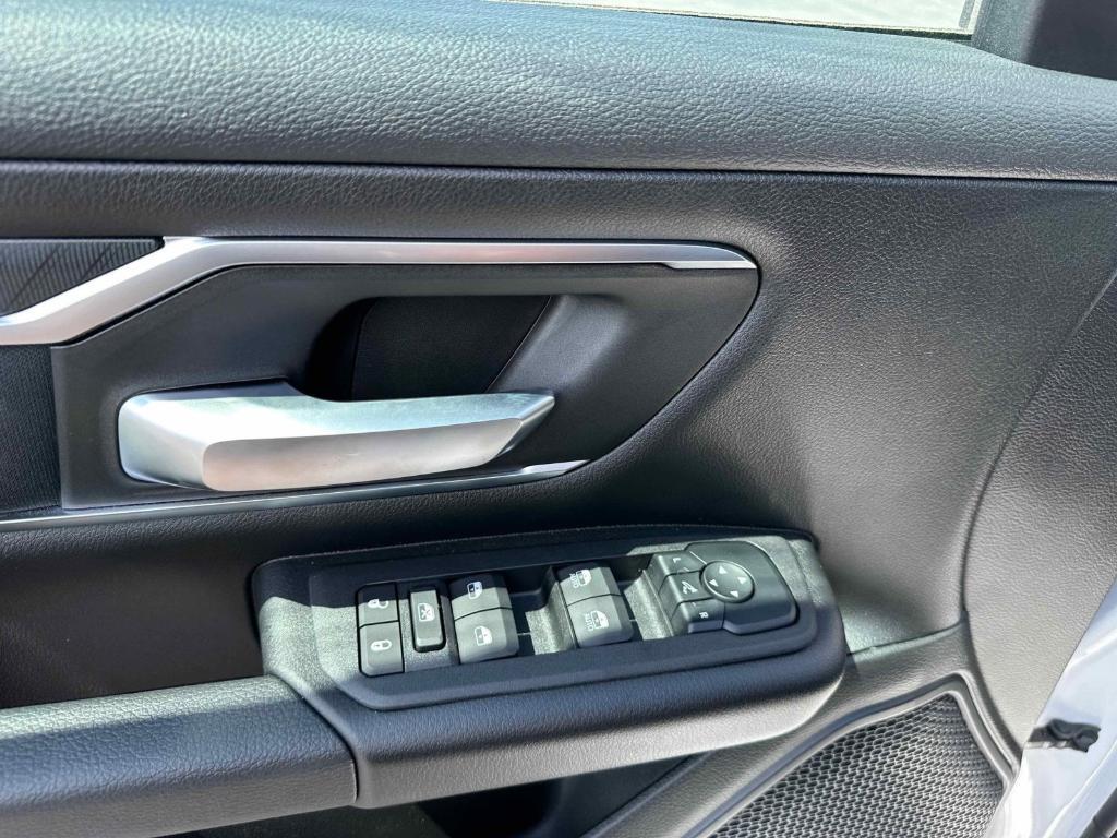 new 2025 Ram 1500 car, priced at $48,861