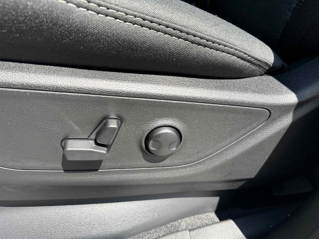 new 2025 Ram 1500 car, priced at $48,861