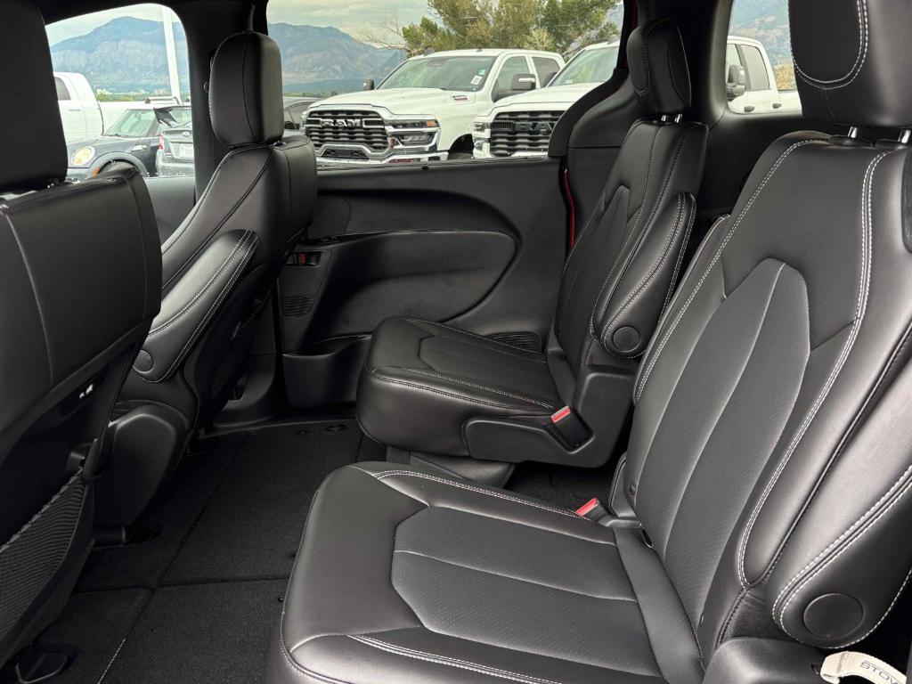 new 2026 Chrysler Pacifica car, priced at $49,455