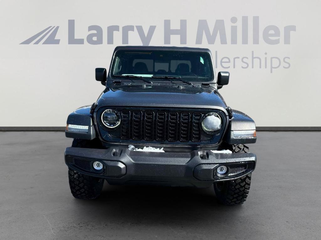 new 2025 Jeep Gladiator car, priced at $46,493