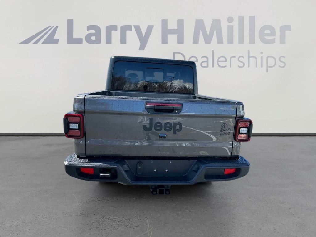 new 2025 Jeep Gladiator car, priced at $46,493
