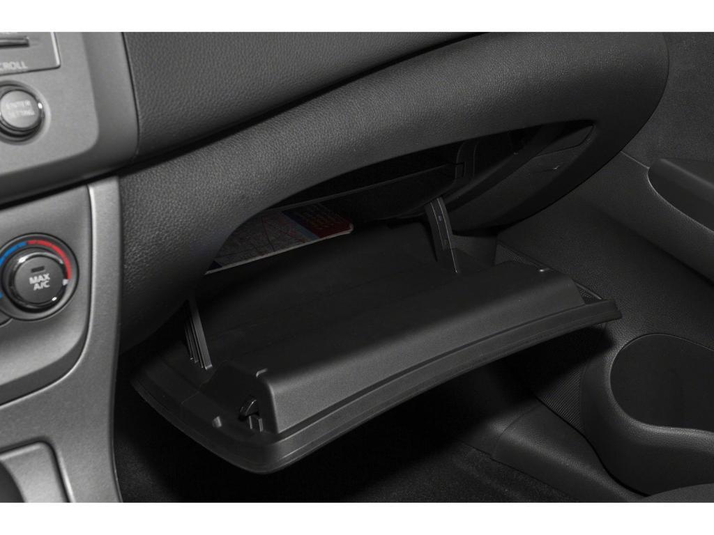 used 2015 Nissan Sentra car, priced at $5,631