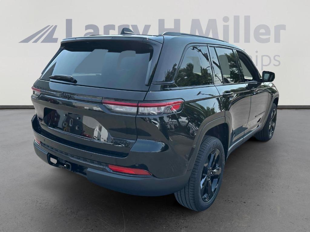 new 2025 Jeep Grand Cherokee car, priced at $46,350