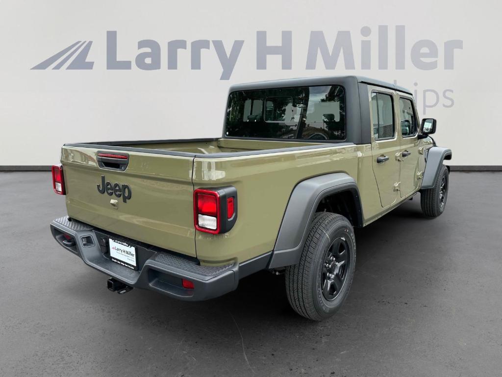 new 2025 Jeep Gladiator car, priced at $37,856
