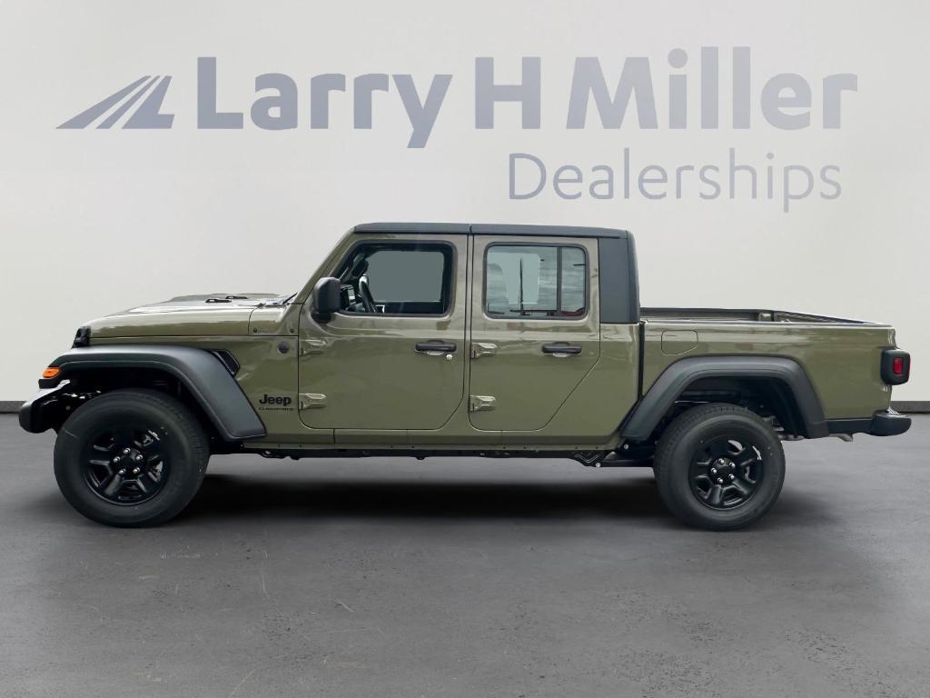 new 2025 Jeep Gladiator car, priced at $37,856