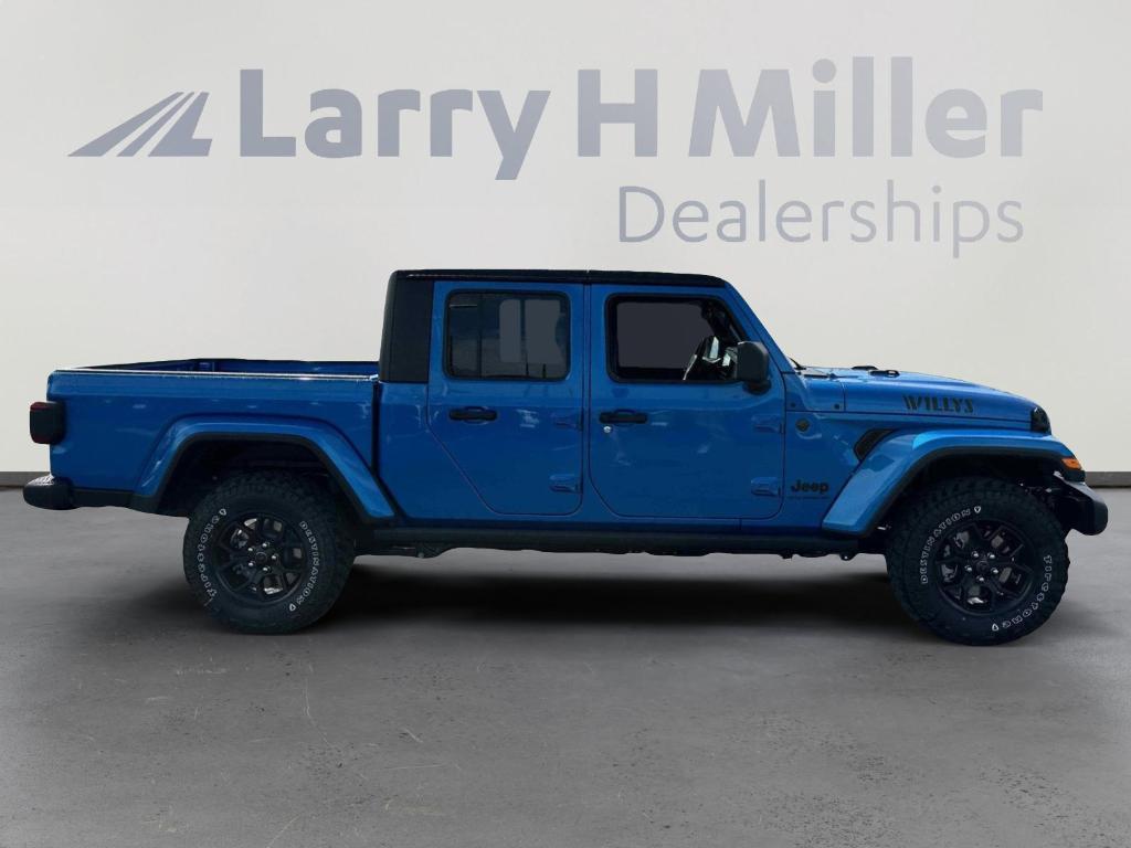 new 2025 Jeep Gladiator car, priced at $46,493