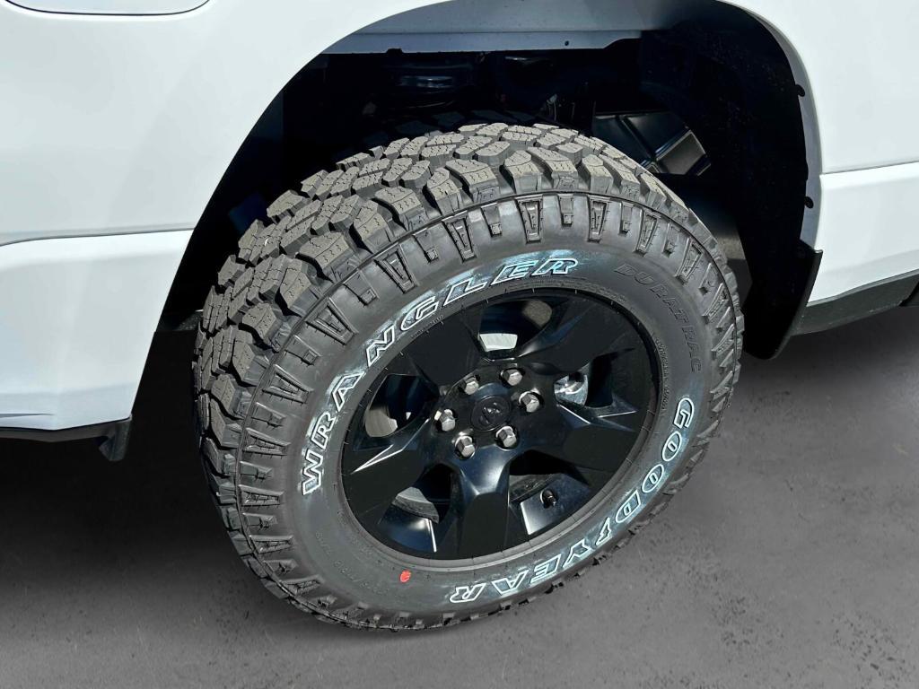new 2025 Ram 1500 car, priced at $46,631