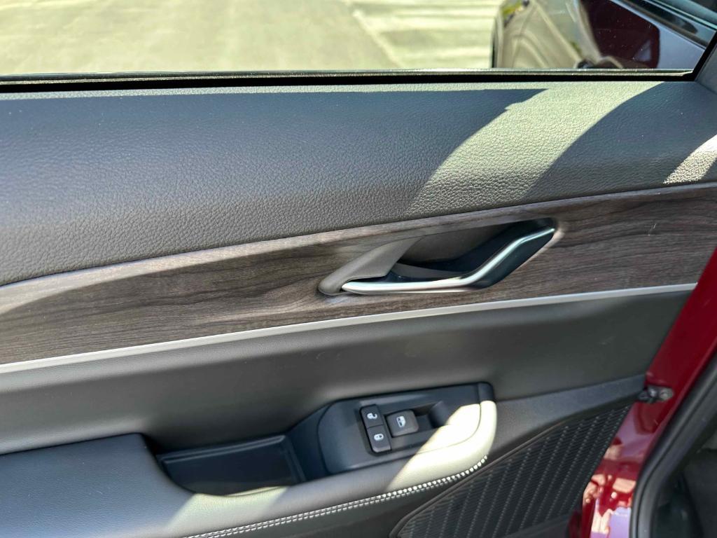 new 2025 Jeep Grand Cherokee car, priced at $43,897