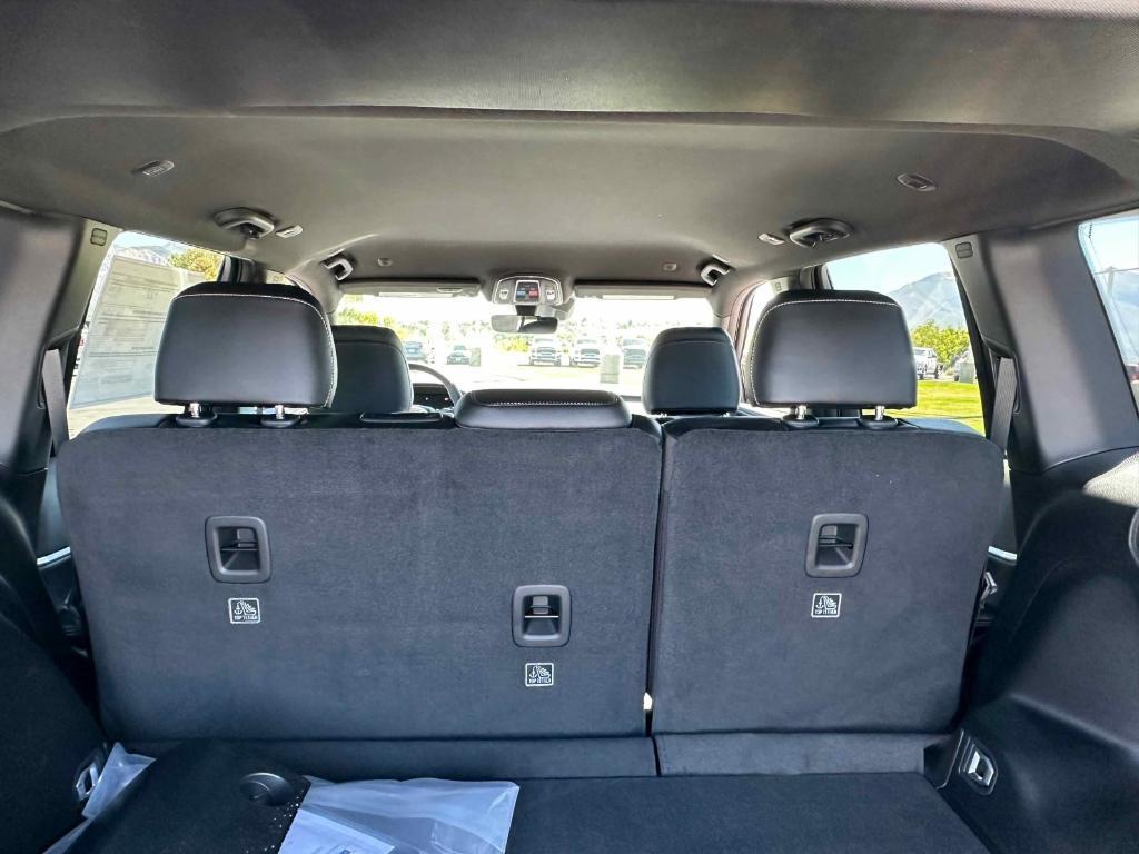 new 2025 Jeep Grand Cherokee car, priced at $43,897