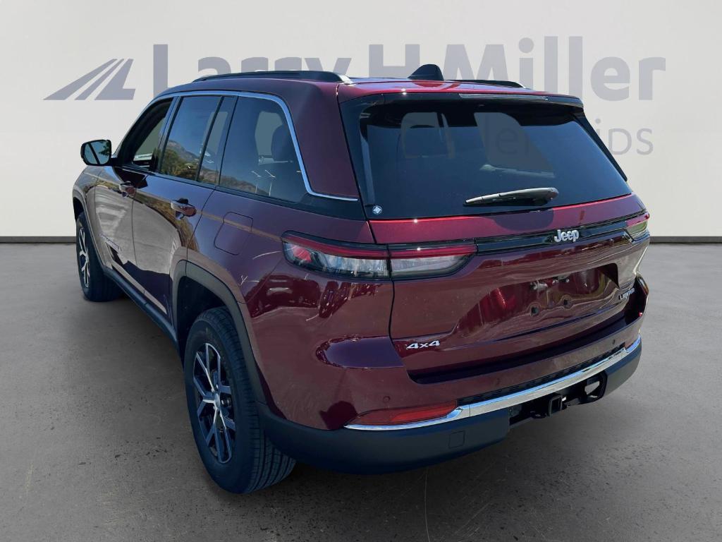 new 2025 Jeep Grand Cherokee car, priced at $43,897
