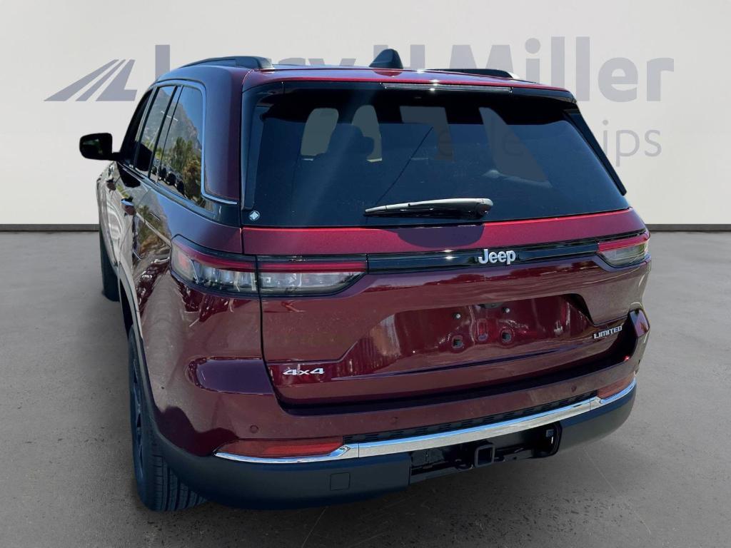 new 2025 Jeep Grand Cherokee car, priced at $43,897