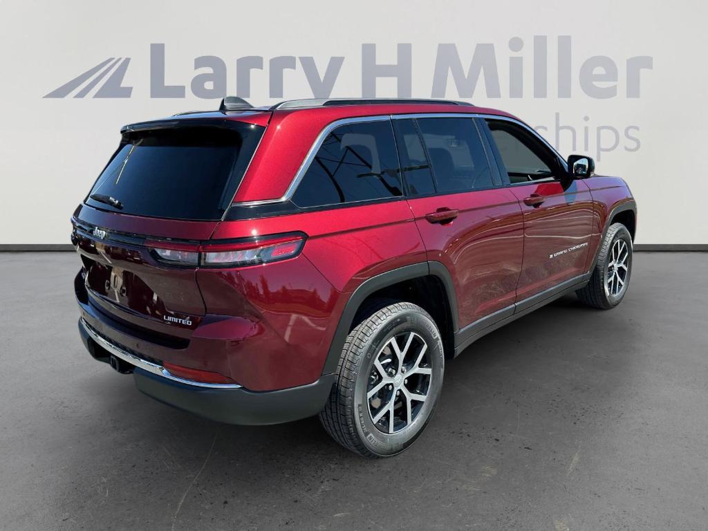 new 2025 Jeep Grand Cherokee car, priced at $43,897